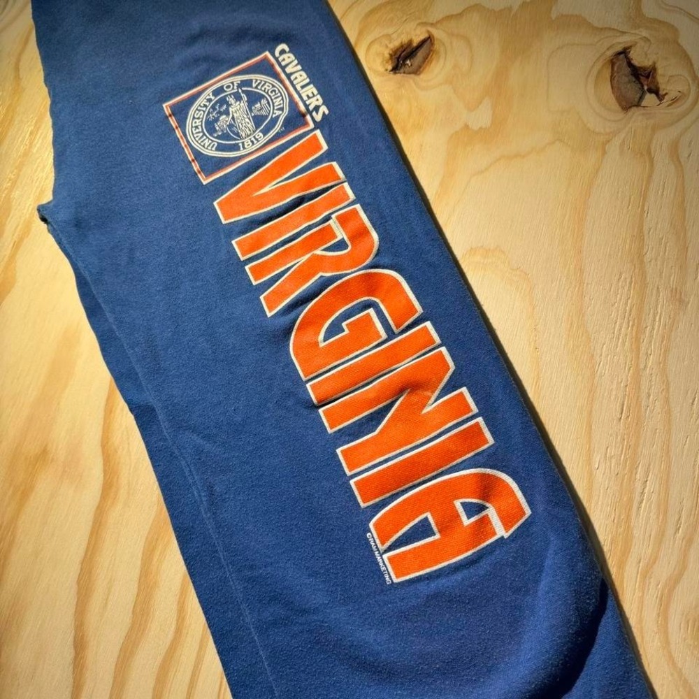 Vintage uva sweat